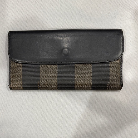 Vintage Fendi Black and Brown Striped Wallet - Excellent Condition - Picture 1 of 8
